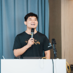 杨健